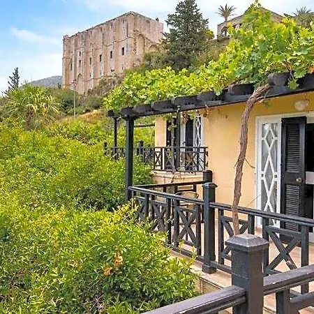 Hotel Gardens Unique Bellapais
