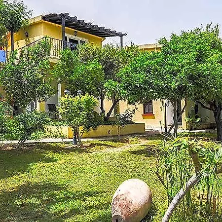 Gardens Unique Hotel 3*