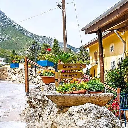 Gardens Unique Hotel 3*